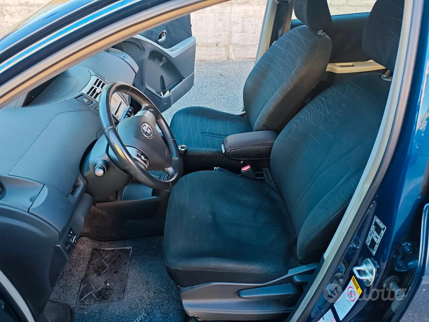 Toyota Yaris 2008 photo 5
