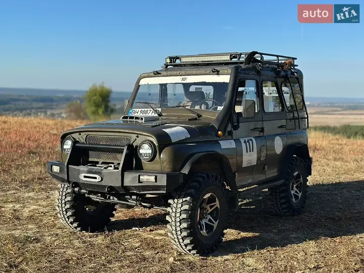 UAZ 31512