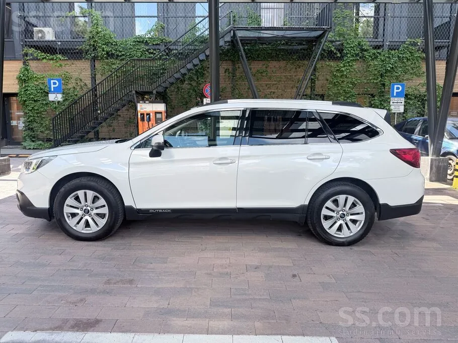 Subaru Outback 2018 photo 3