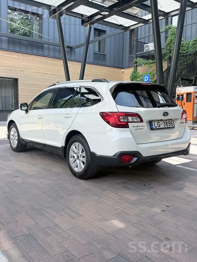 Subaru Outback 2018 photo 4