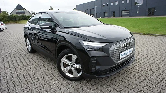 Audi Q4 E-Tron 2023 photo 3