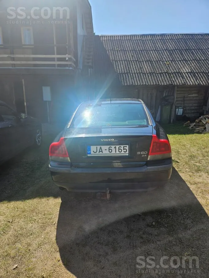 Volvo S60