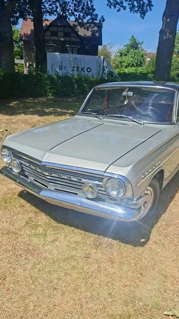 Vauxhall Cresta