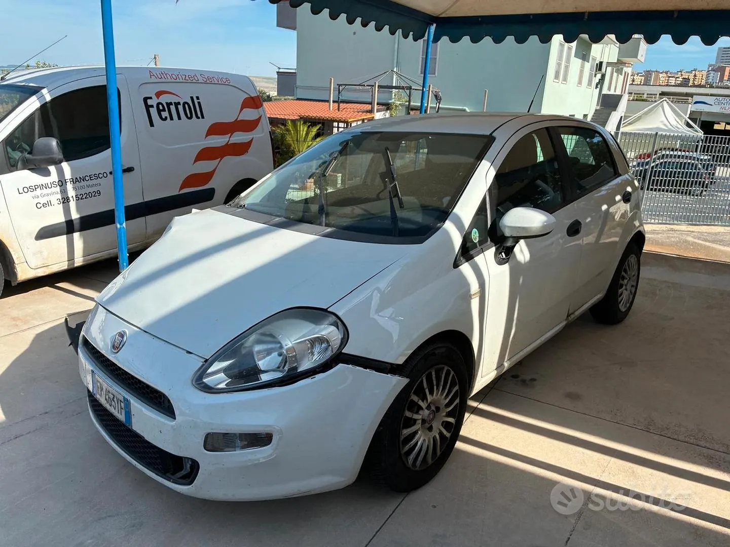 Fiat Punto 2012 photo 2