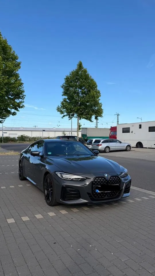 BMW M440I