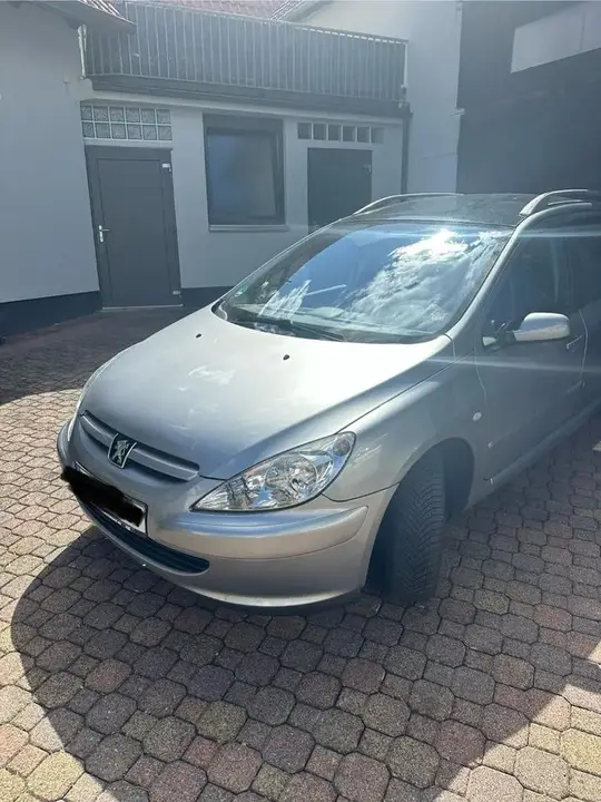 Peugeot 307