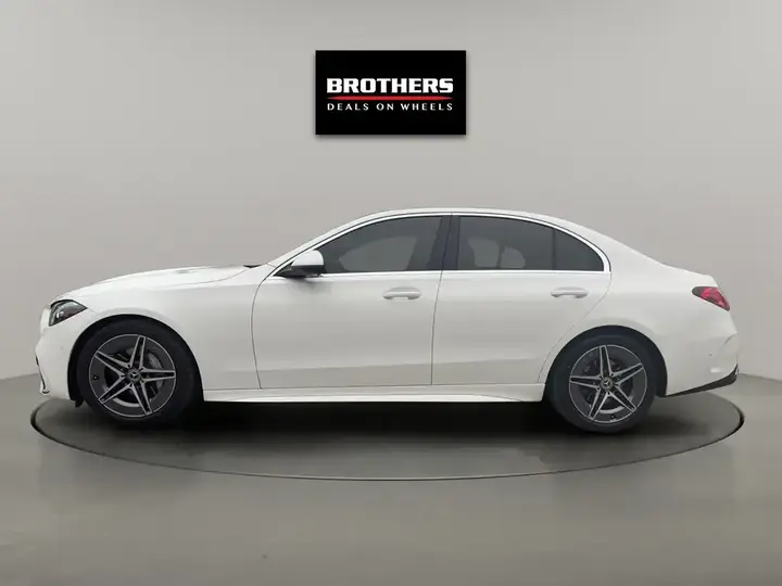 Mercedes-Benz C-Class 2023 photo 4