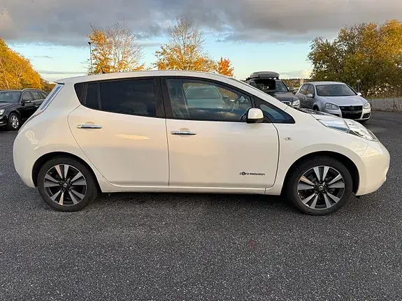 Nissan Leaf 2017 photo 4