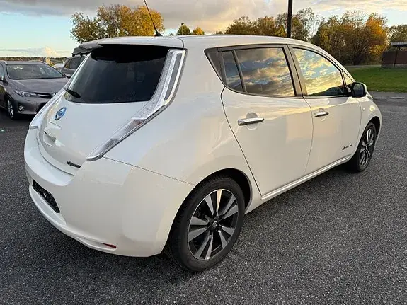 Nissan Leaf 2017 photo 5