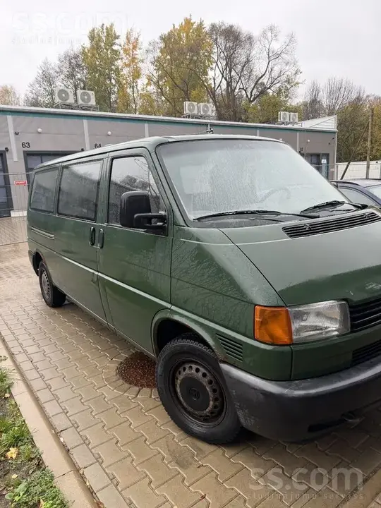 Volkswagen T4 1999 photo 2