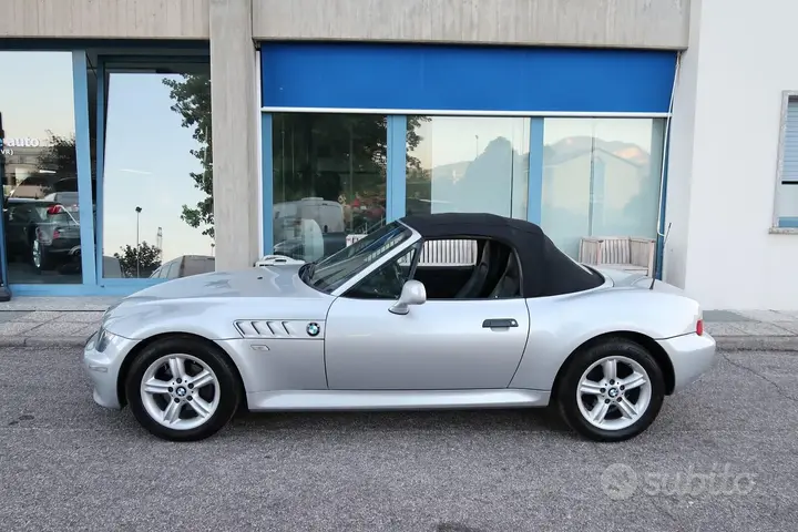 BMW Z3 2021 photo 3