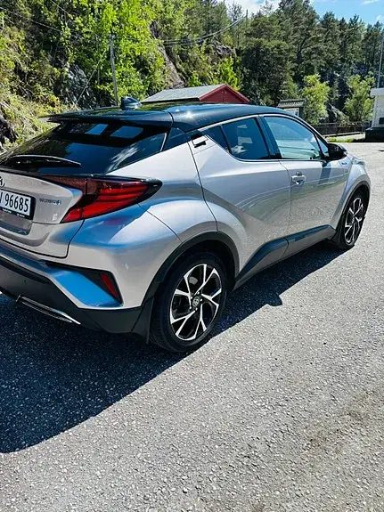 Toyota C-Hr 2020 photo 4