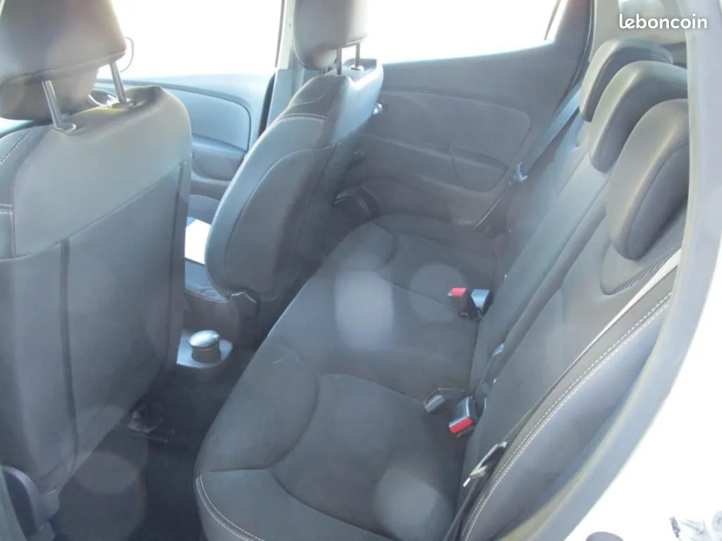 Renault Clio 2013 photo 3