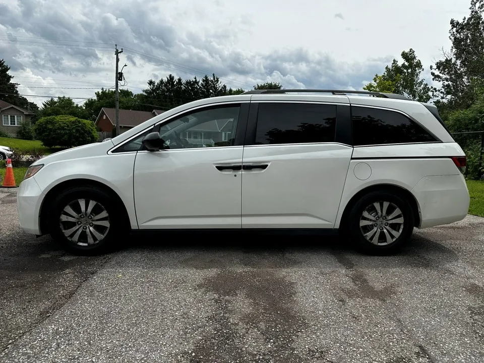 Honda Odyssey 2016 photo 5