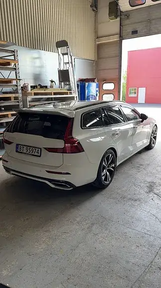 Volvo V60 2019 photo 3