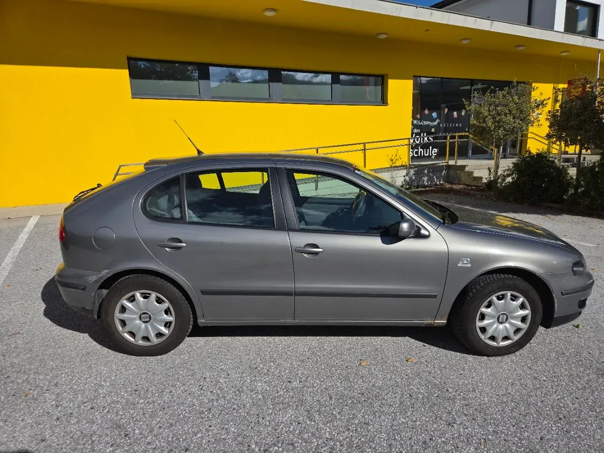 Seat Leon 2002 photo 2