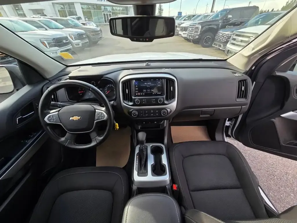 Chevrolet Colorado 2022 photo 2