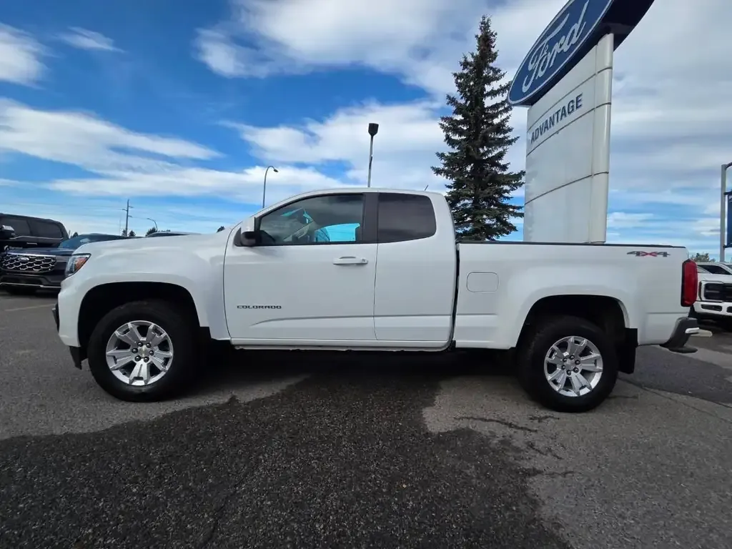 Chevrolet Colorado 2022 photo 3