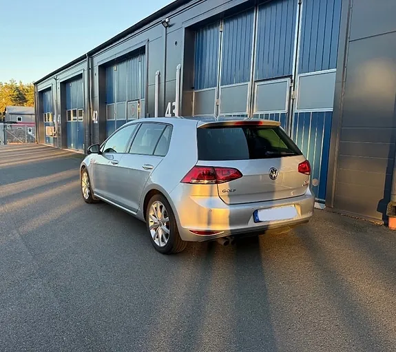 Volkswagen Golf Vii 2014 photo 2