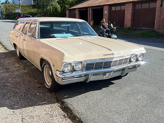Chevrolet Biscayne 1965 photo 4