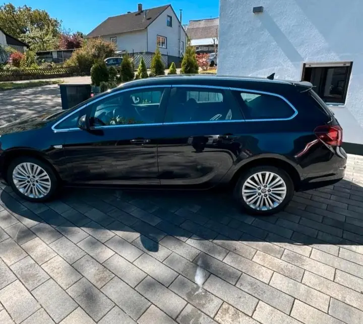 Opel Astra J