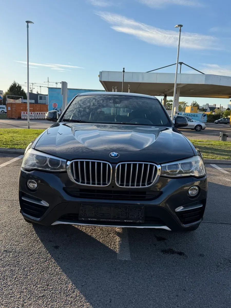 BMW X4 2016 photo 2