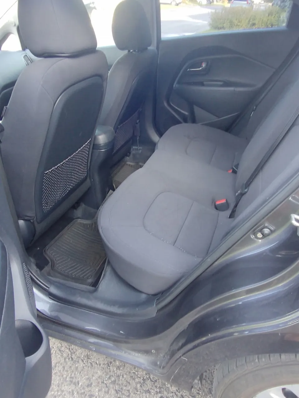 Kia Rio 5-Door 2012 photo 5