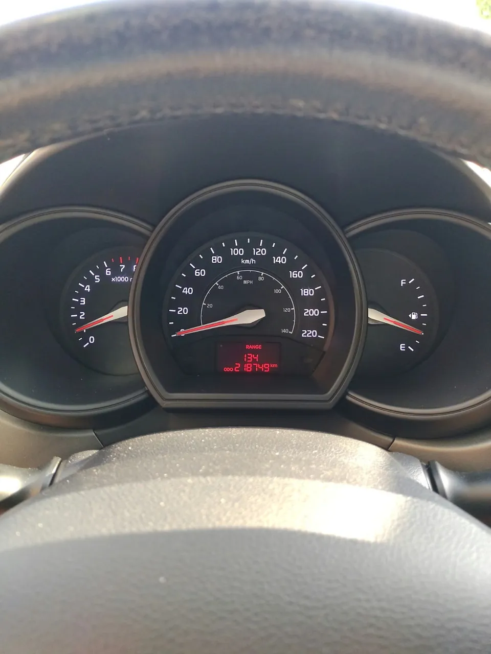 Kia Rio 5-Door 2012 photo 2