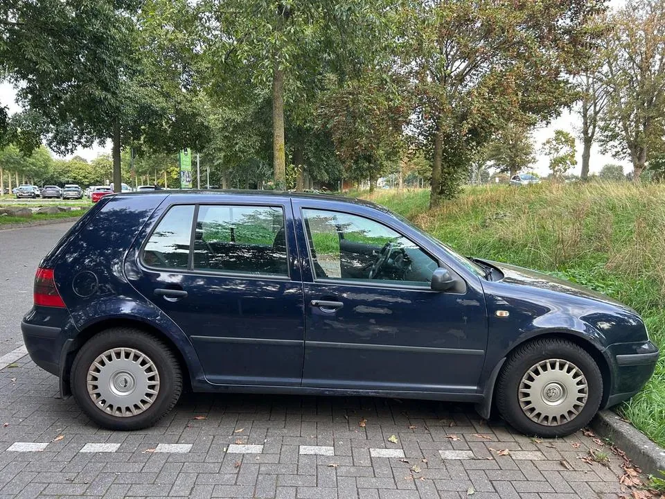Volkswagen Golf 4
