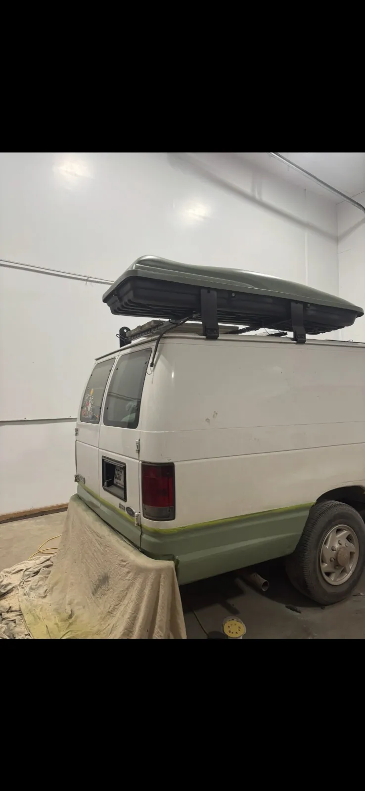 Ford E-250 2010 photo 3
