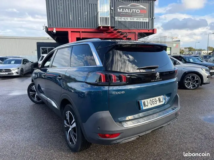 Peugeot 5008 2021 photo 4