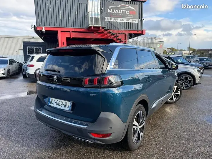 Peugeot 5008 2021 photo 3