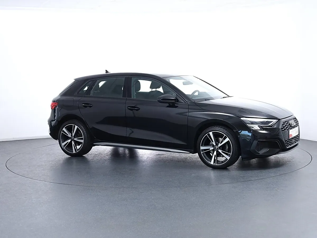 Audi A3 2022 photo 3