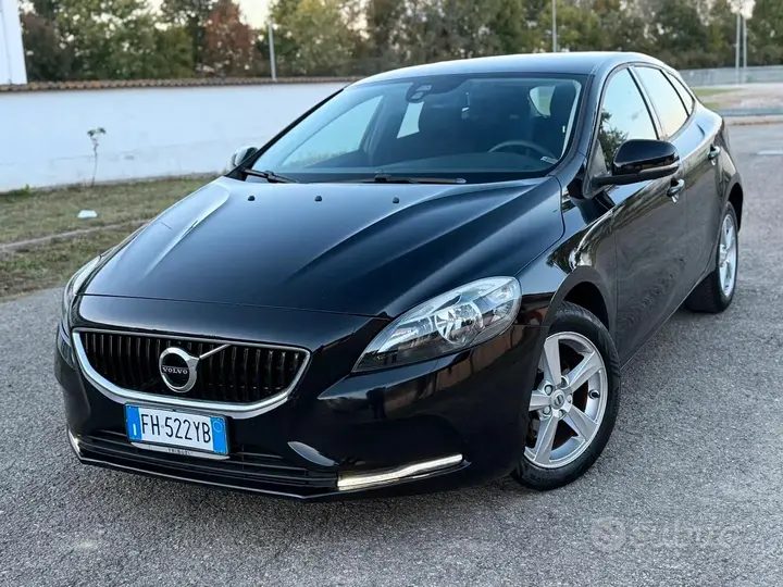 Volvo V40 2017 photo 4