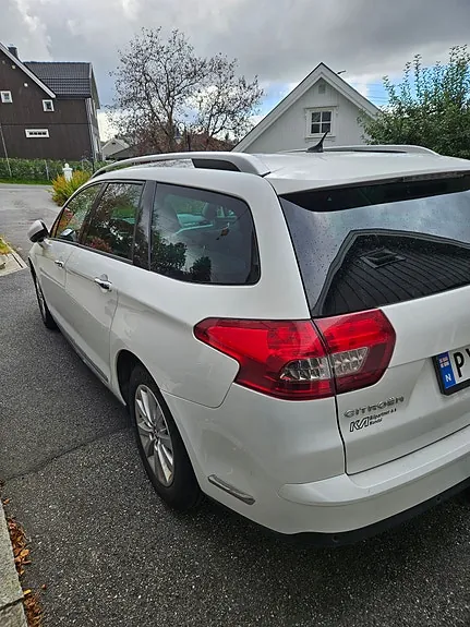 Citroen C5 2012 photo 4