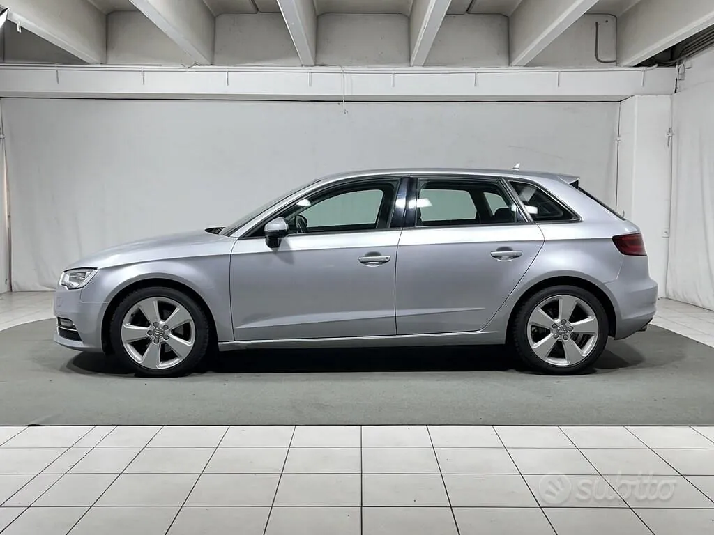 Audi A3 Sportback 2015 photo 2
