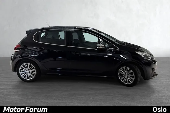 Peugeot 208 2017 photo 4