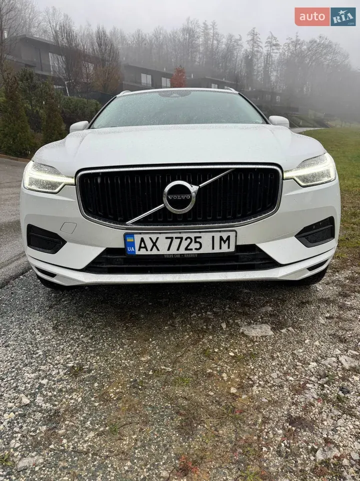 Volvo Xc60 2019 photo 2