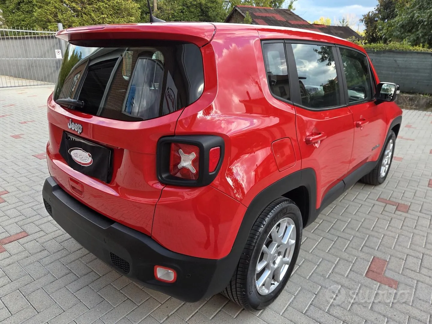 Jeep Renegade 2023 photo 3
