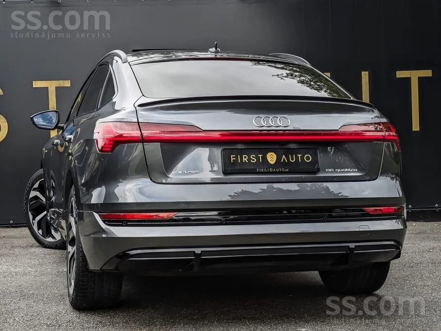 Audi E-Tron 2021 photo 3