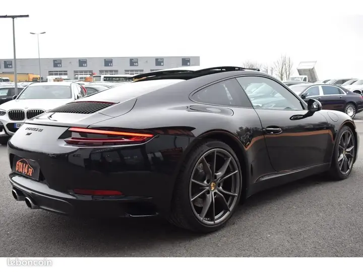 Porsche 911 2017 photo 2