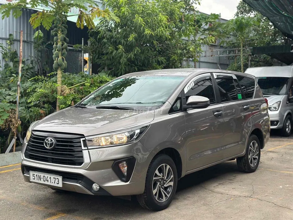 Toyota Innova 2021 photo 4