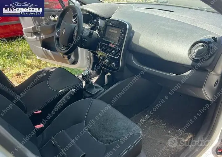 Renault Clio 2019 photo 3