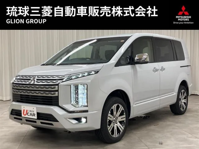 Mitsubishi Delica D:5