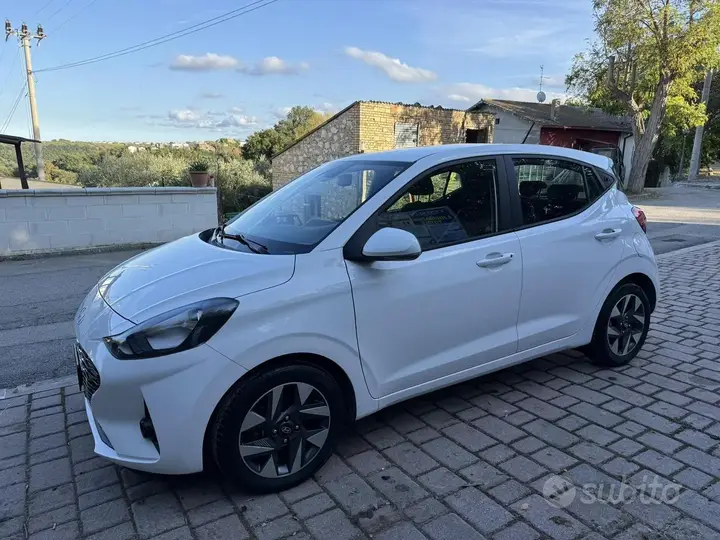 Hyundai I10 2024 photo 3