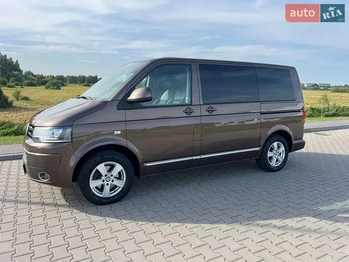 Volkswagen Multivan 2014 photo 4