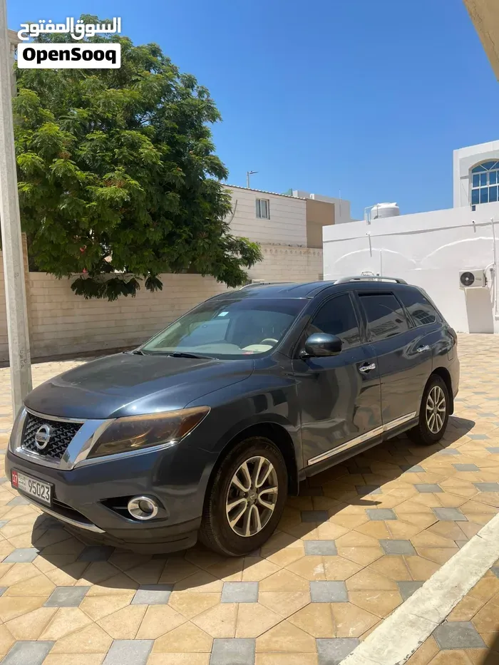 Nissan Pathfinder 2014 photo 2