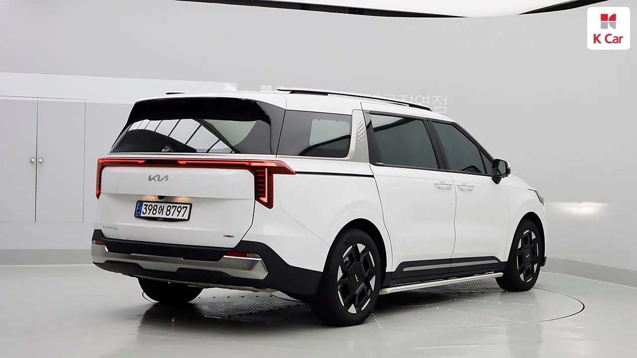 Kia Carnival 2025 photo 2