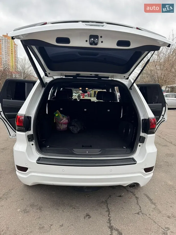 Jeep Grand Cherokee 2018 photo 4