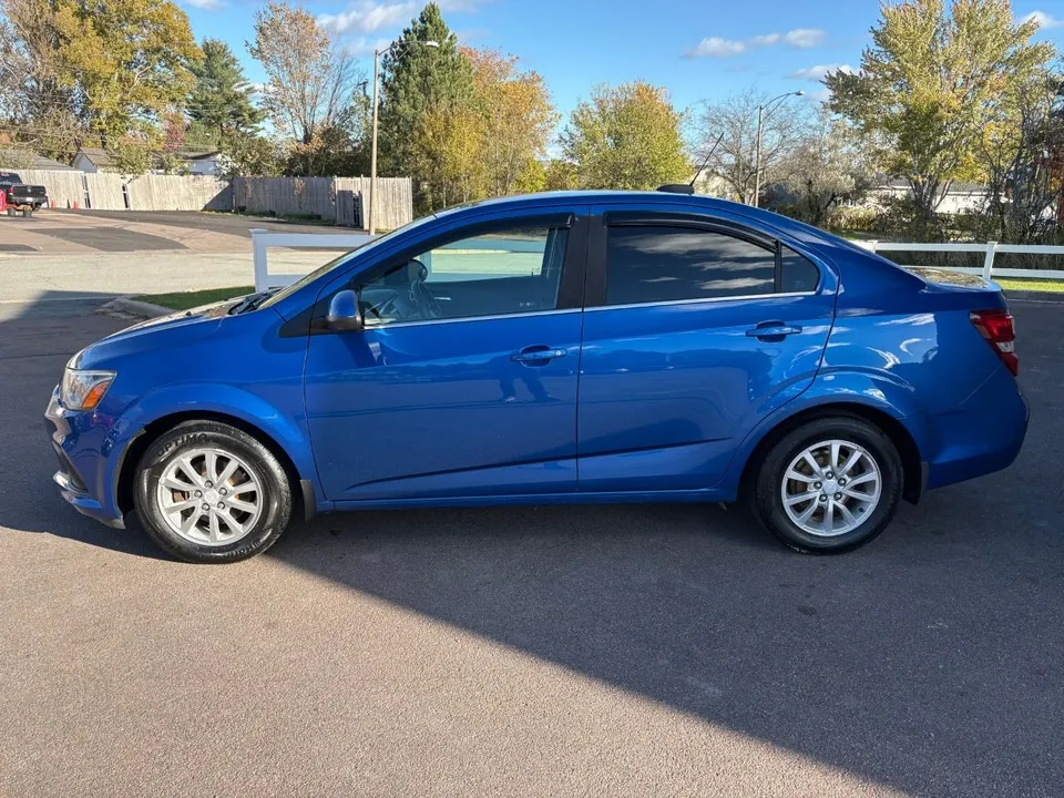 Chevrolet Sonic 2017 photo 4